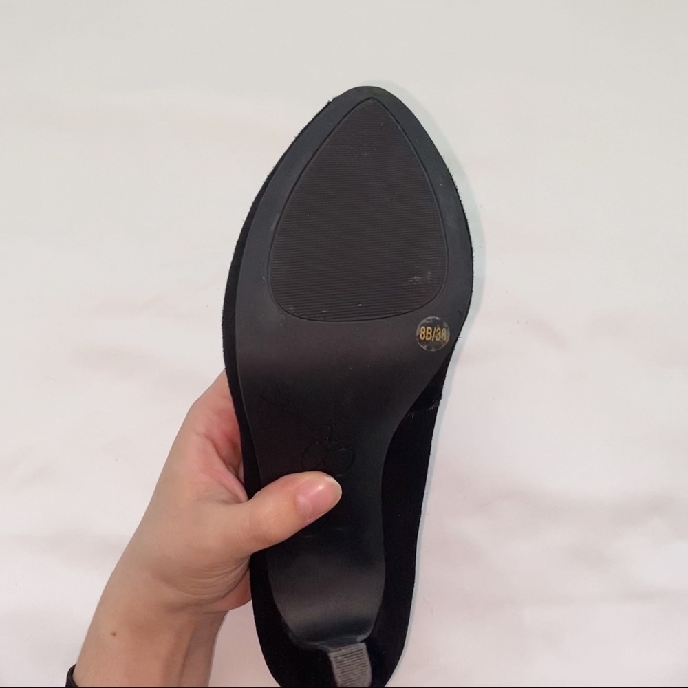 Jessica Simpson Black Suede Heels - Picture 5 of 6